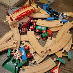 Brio train set pieces